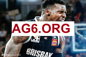 记者：湖人有意克拉克斯顿 但也可能追小迈克尔·波特